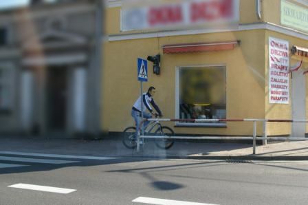 rower na chodniku