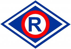 Znak-logotyp służby ruchu drogowego. Romb w kolorach białym i niebieskim z wpisanym biało-czerwonym okręgiem wewnątrz którego znajduje się wielka litera R.