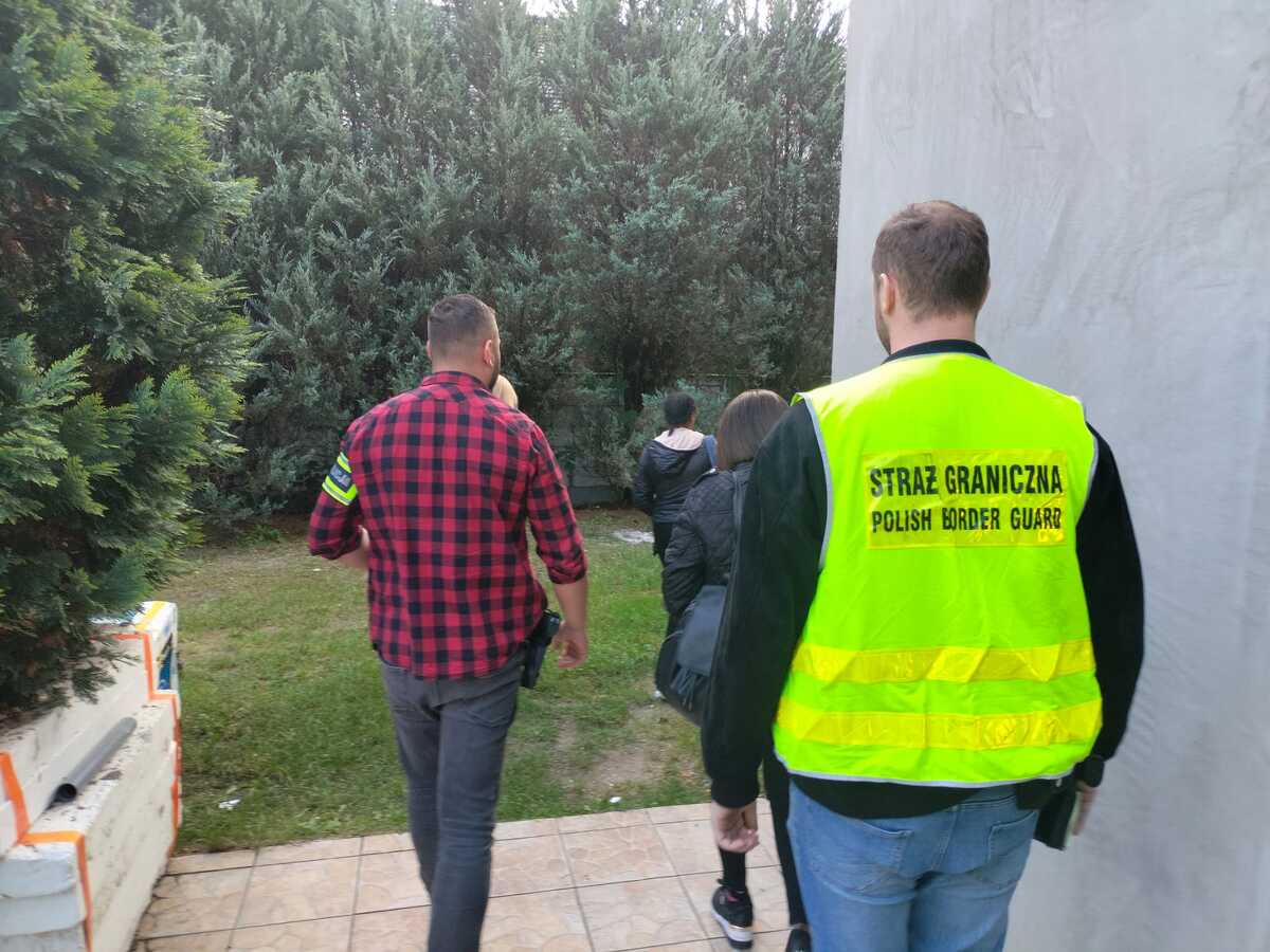 Policja Wolsztyn zatrzymała 3 poszukiwane osoby i dwóch nielegalnych